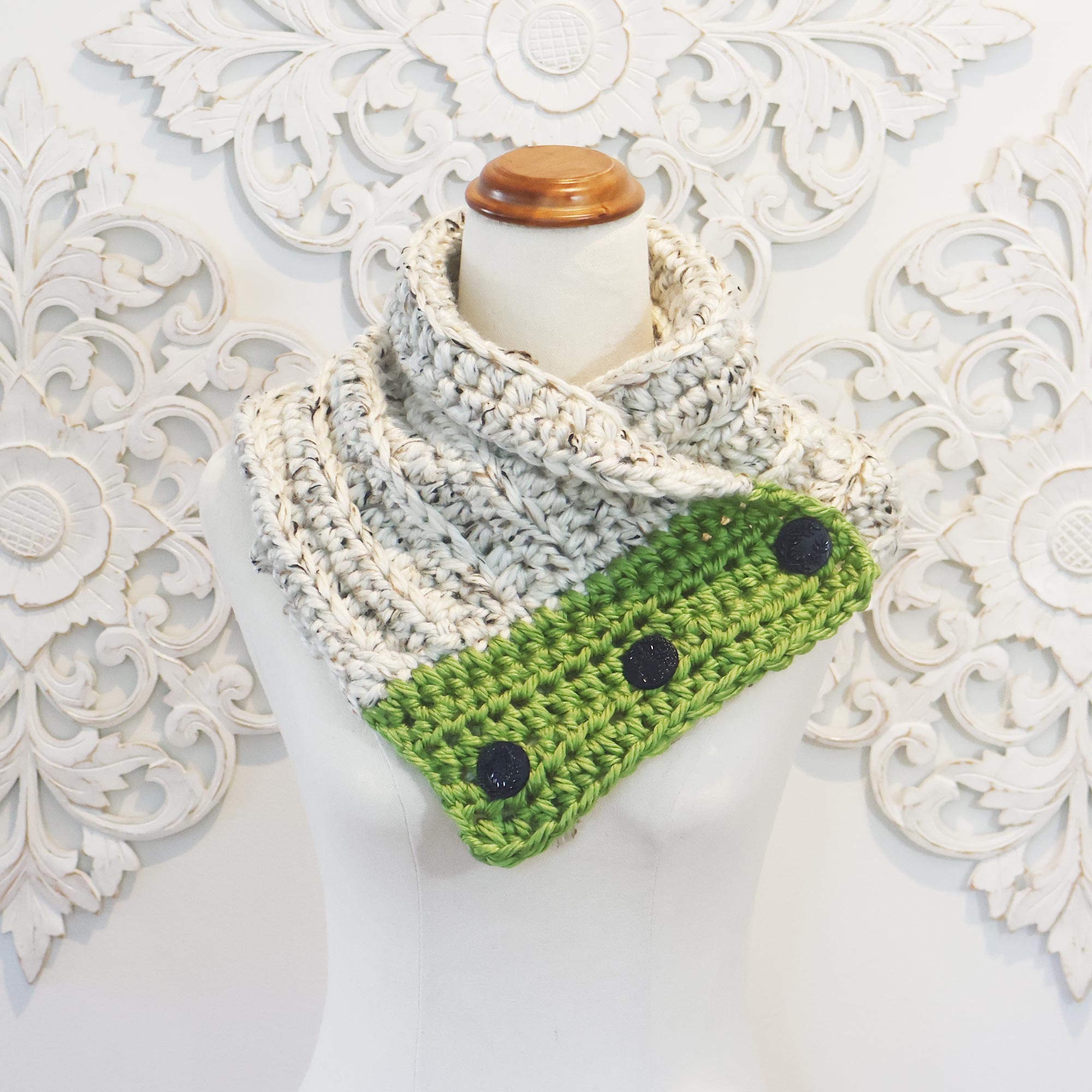 crochet pattern cowl